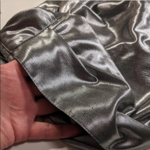 🩶 Vintage Hunt Club Silver Metallic Pleated Midi Skirt, Vtg 12 - Picture 10 of 16